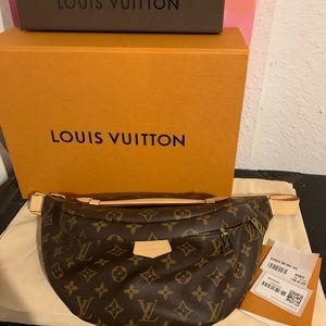 Louis Vuitton Bum bag -M43644